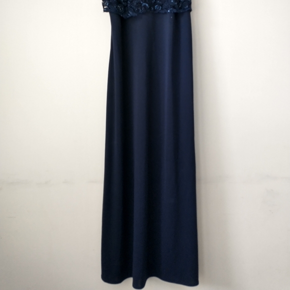 Navy Blue Evening Gown - Picture 7 of 7